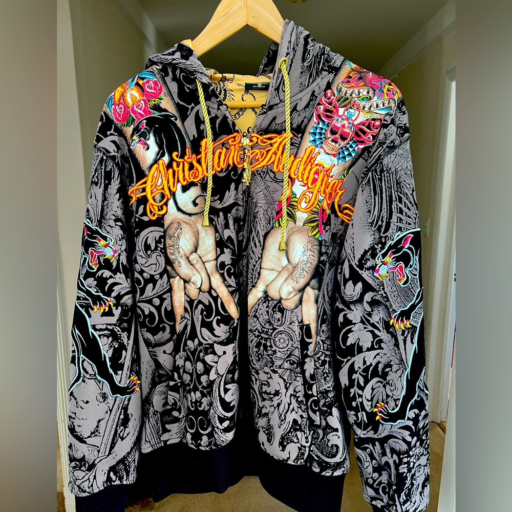 I am selling b/c I never wore it. It just sits in my closet.